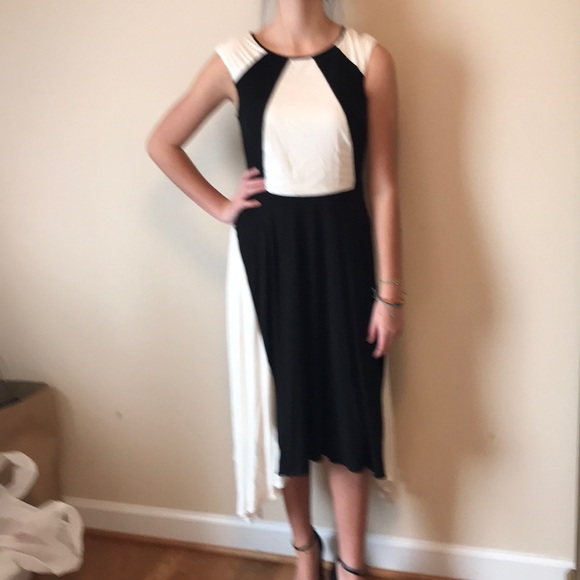 NWOT Ann Taylor size 2 color block high low dress - Picture 2 of 5